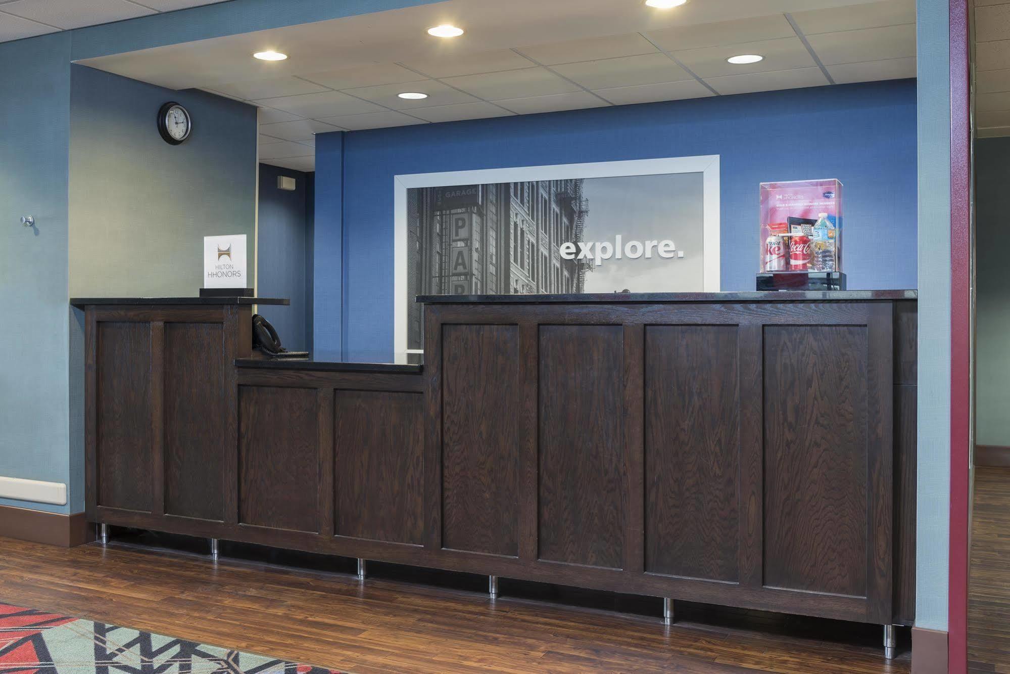 Hampton Inn Grand Rapids-South Wyoming Exterior photo